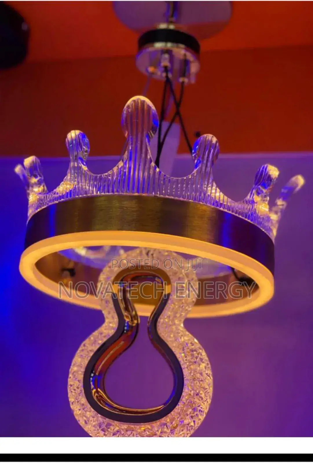 Crown Dropping Pendant Light for Homes and Offices Etc