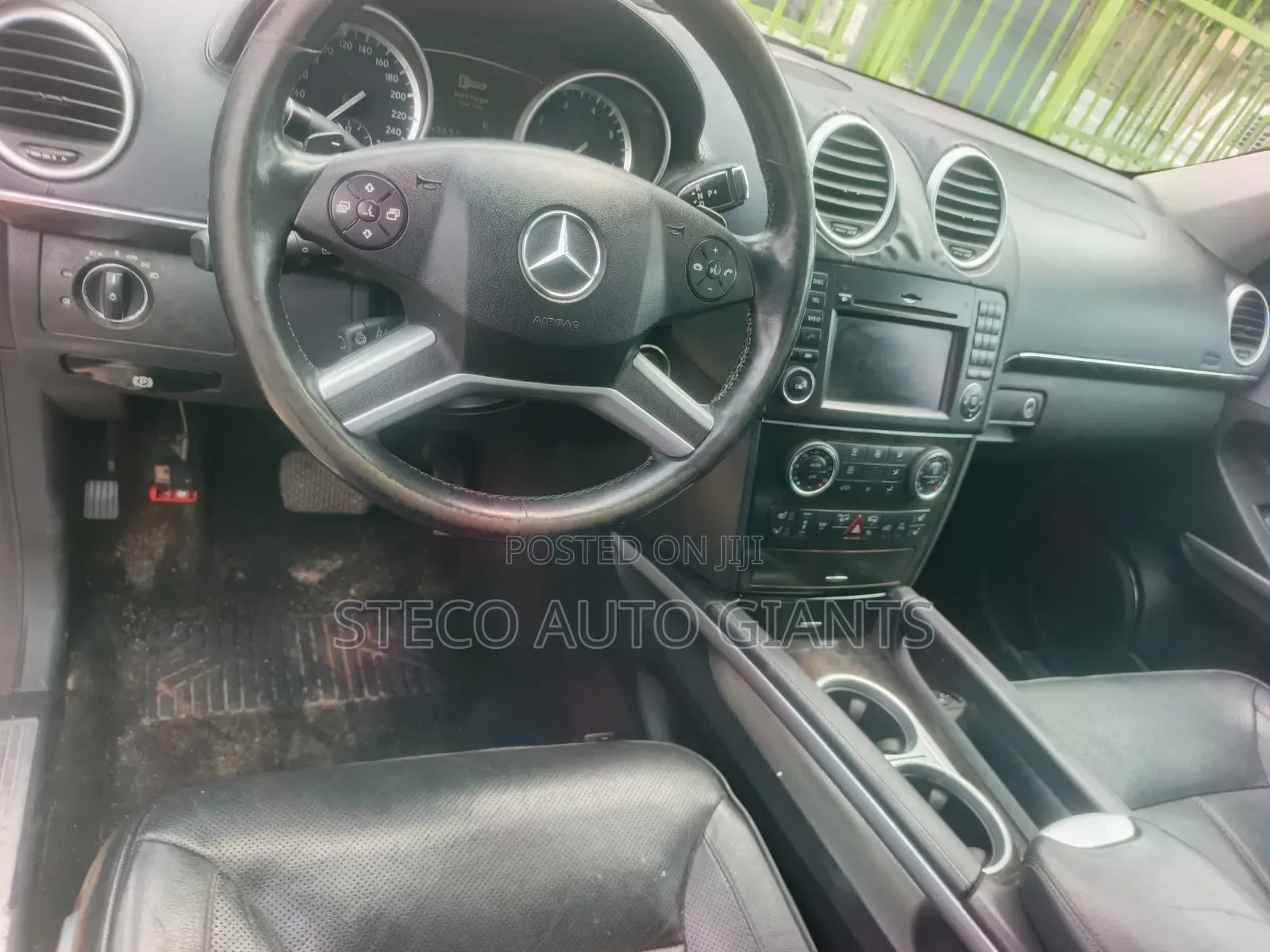 Mercedes-Benz GL-Class 2012 Gray