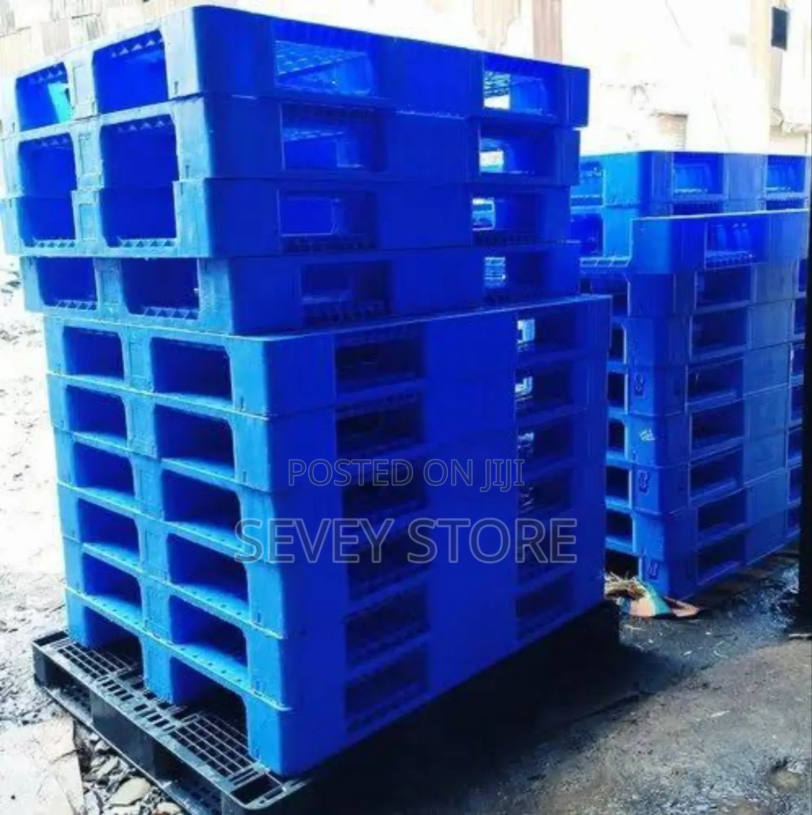 Plastic Pallets for Warehousing