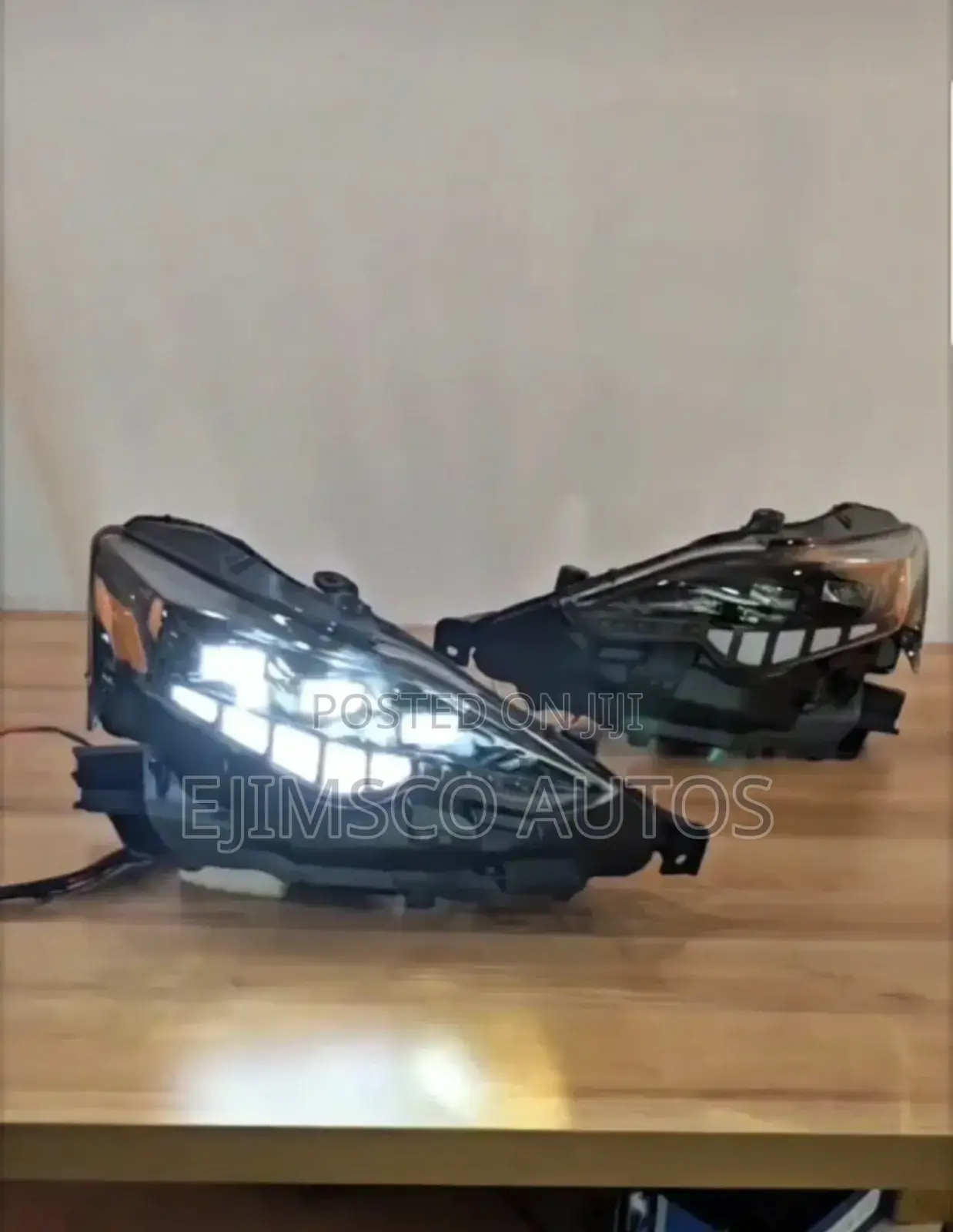 Head Lamp Is 250 2015 Sport