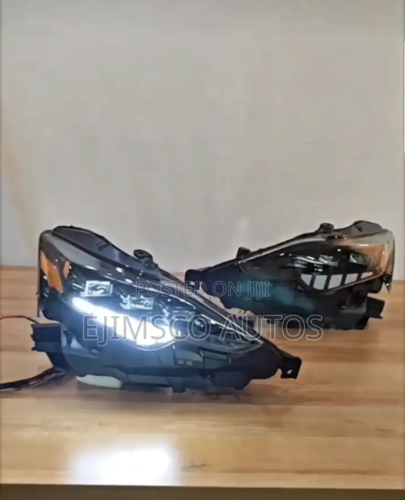 Head Lamp Is 250 2015 Sport