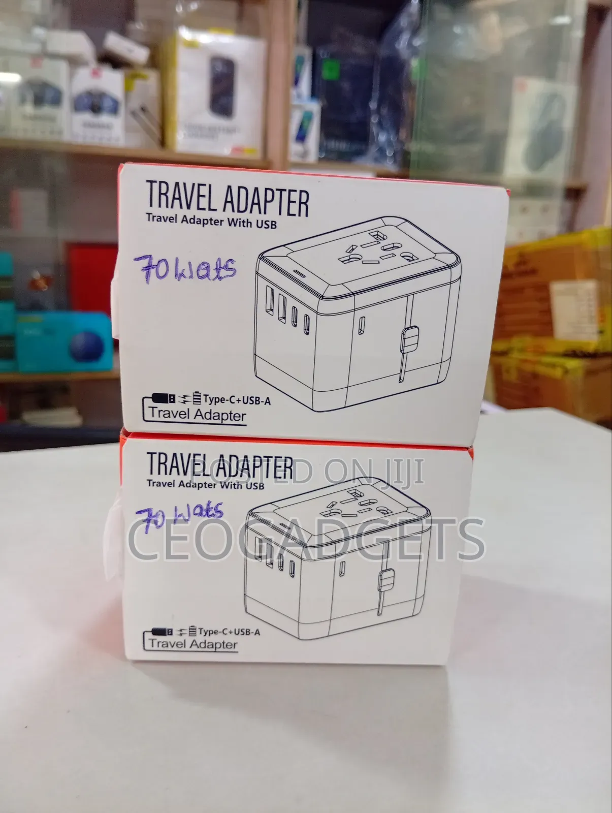 Universal Travel Adapter 70w