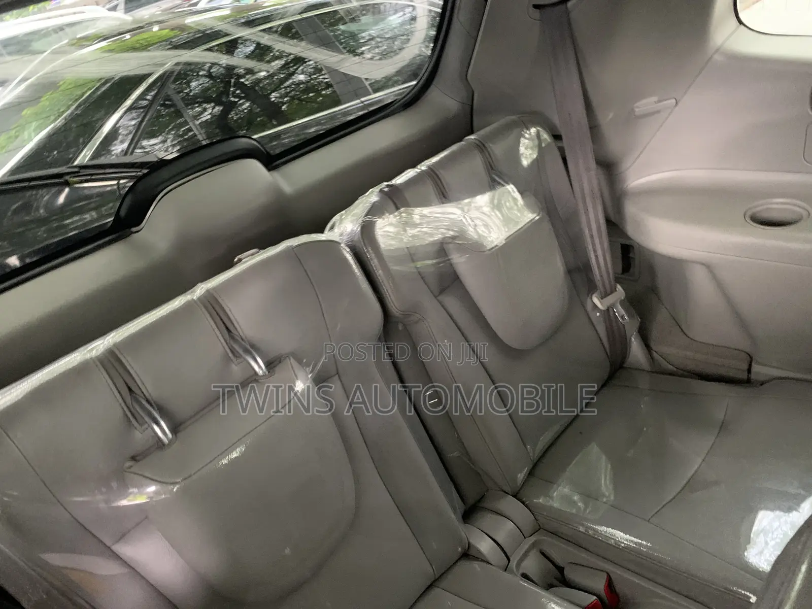 Toyota Highlander Limited 2012 Gray