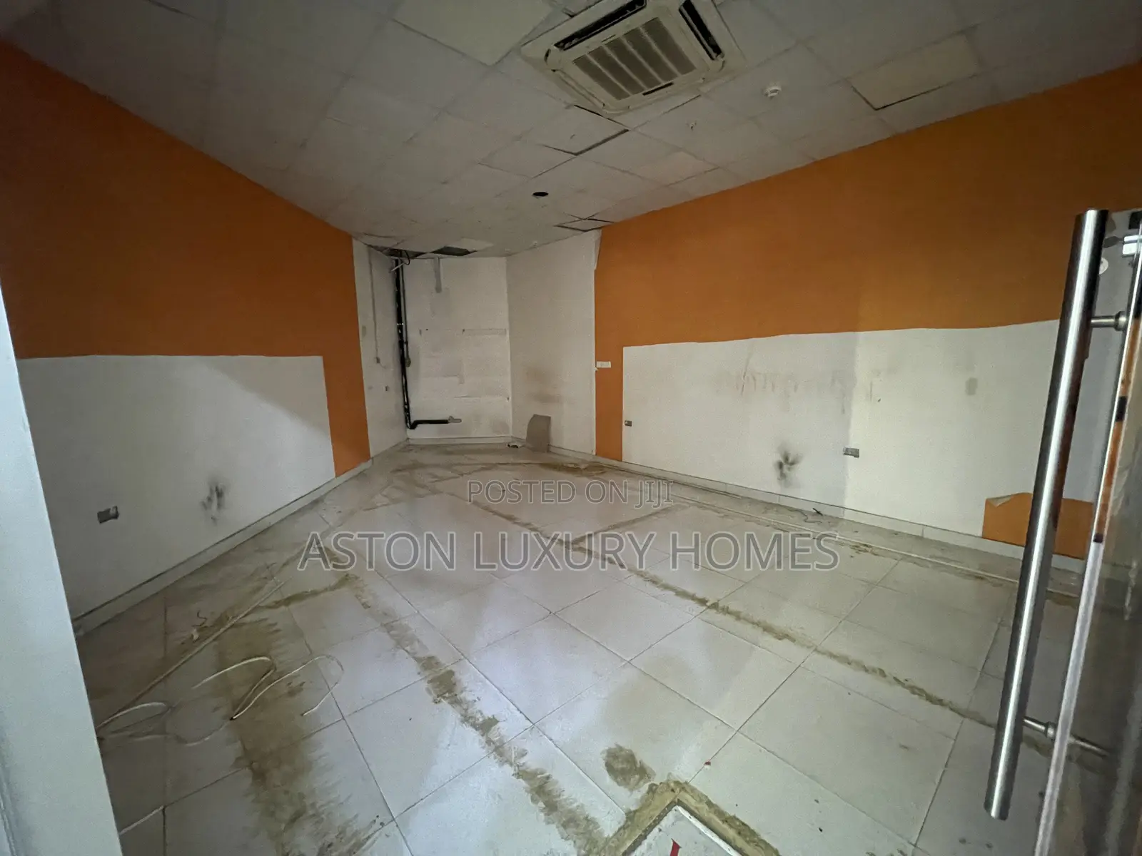 Premium 22 Sam Space for Rent