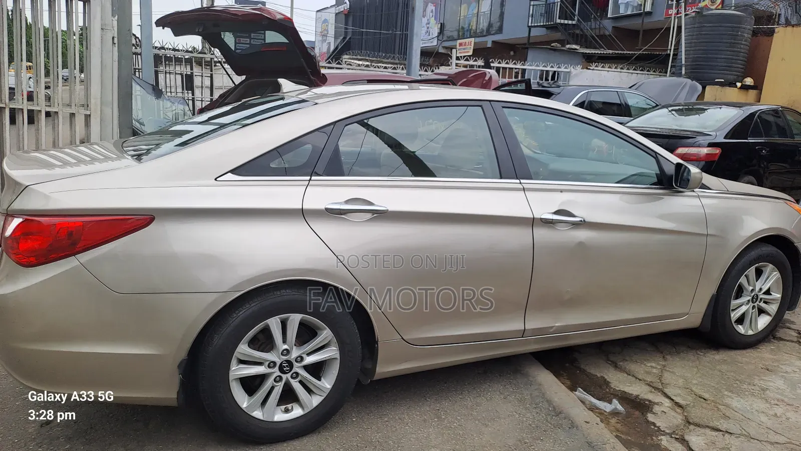 Hyundai Sonata SE 2.0T Sedan FWD (2.0L 4cyl 6A) 2012 Gold