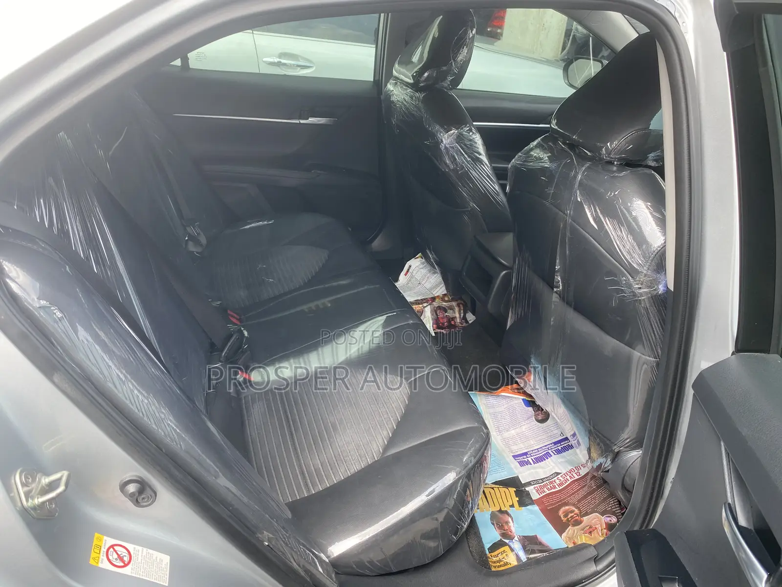 Toyota Camry SE FWD (2.5L 4cyl 8AM) 2018 Silver