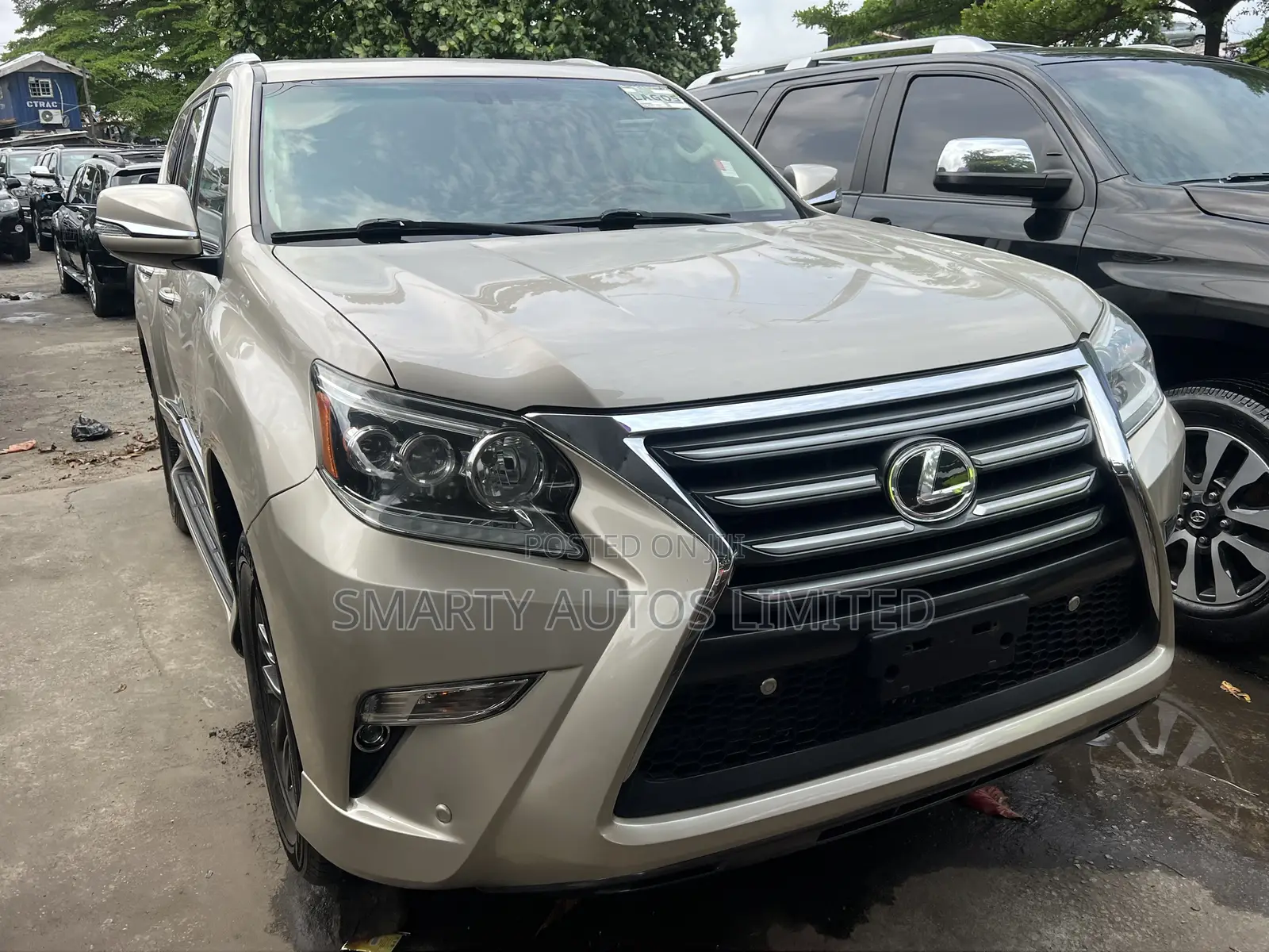 Lexus GX 2015 Gold