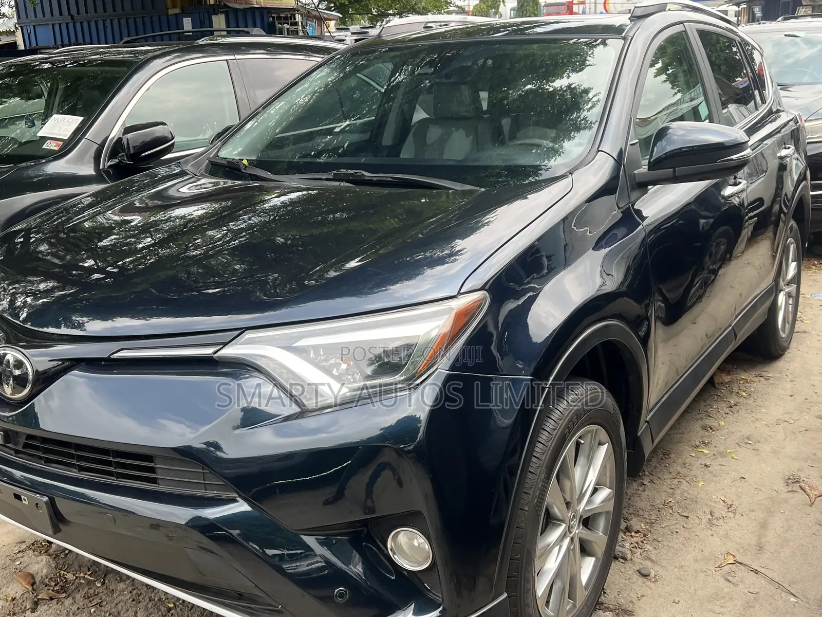 Toyota RAV4 Platinum 4dr SUV AWD (2.5L 4cyl 6A) 2018 Blue