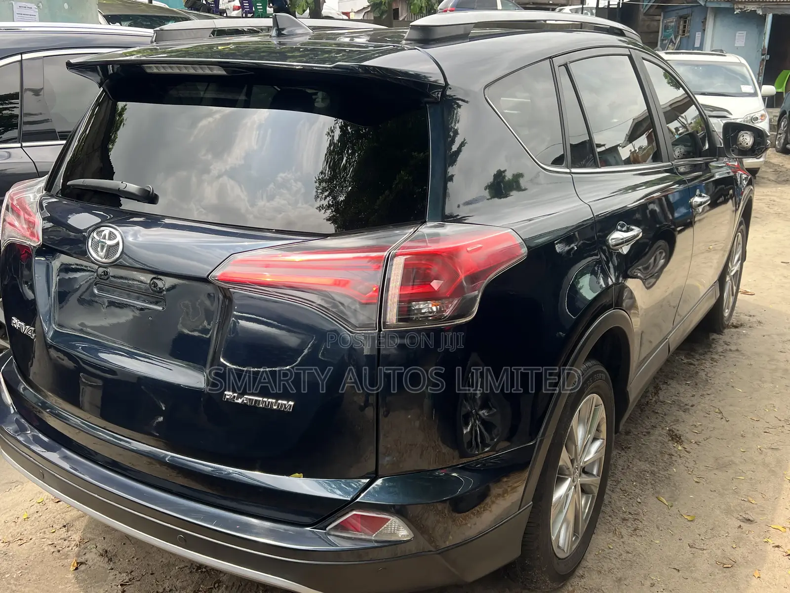 Toyota RAV4 Platinum 4dr SUV AWD (2.5L 4cyl 6A) 2018 Blue