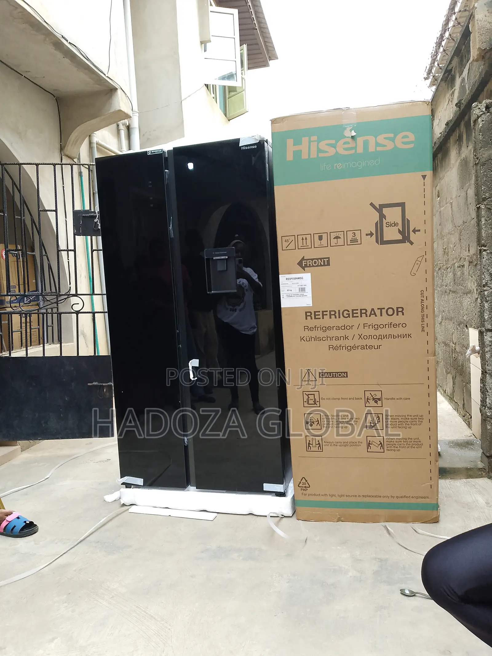 Rugged & Reliable Hisense Side By Side Refrigerator - 529l