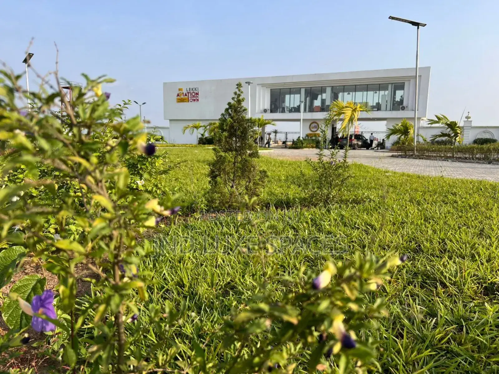 100 % Dry Land Along Lekki Epe Expressway