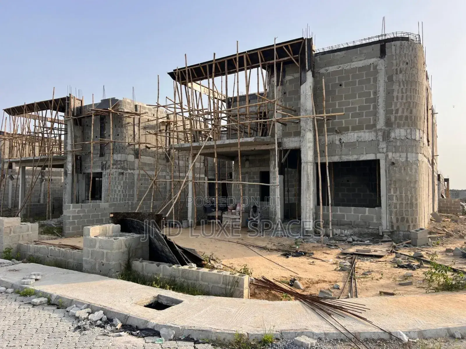 100 % Dry Land Along Lekki Epe Expressway