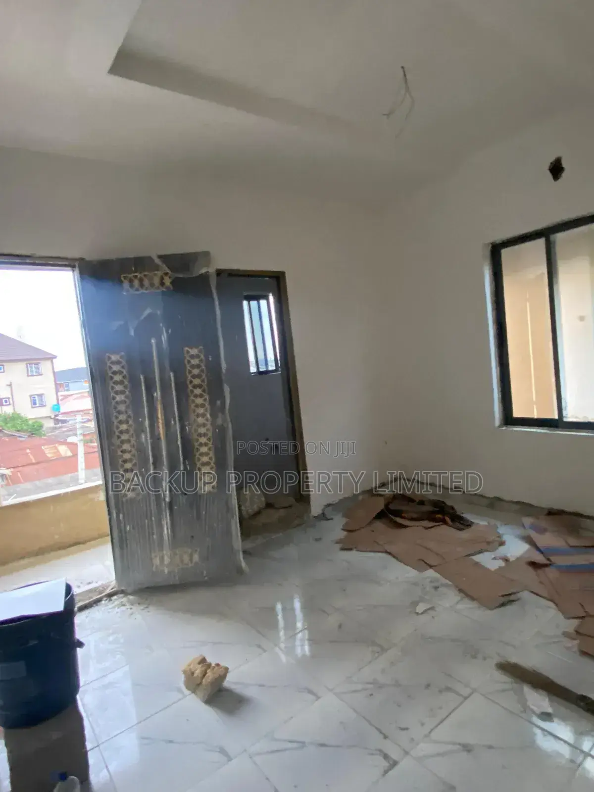 Mini Flat in Shomolu for sale