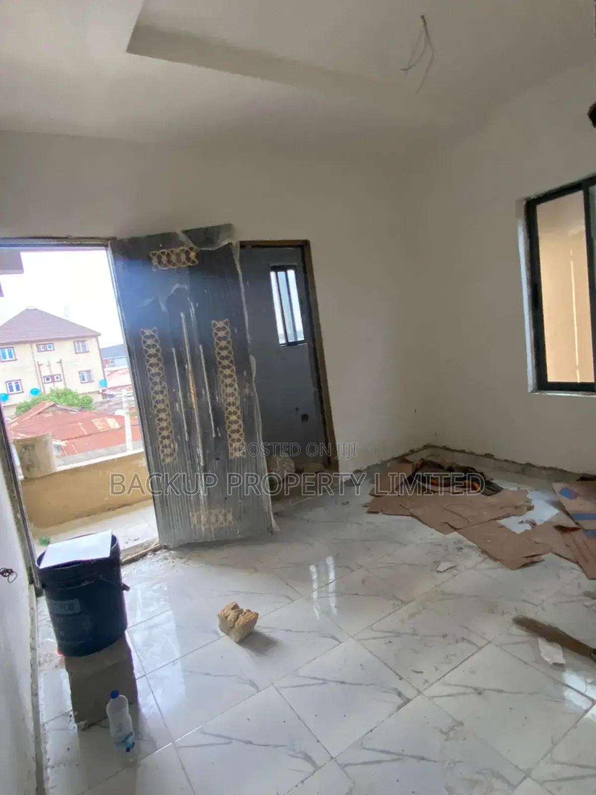 Mini Flat in Shomolu for sale