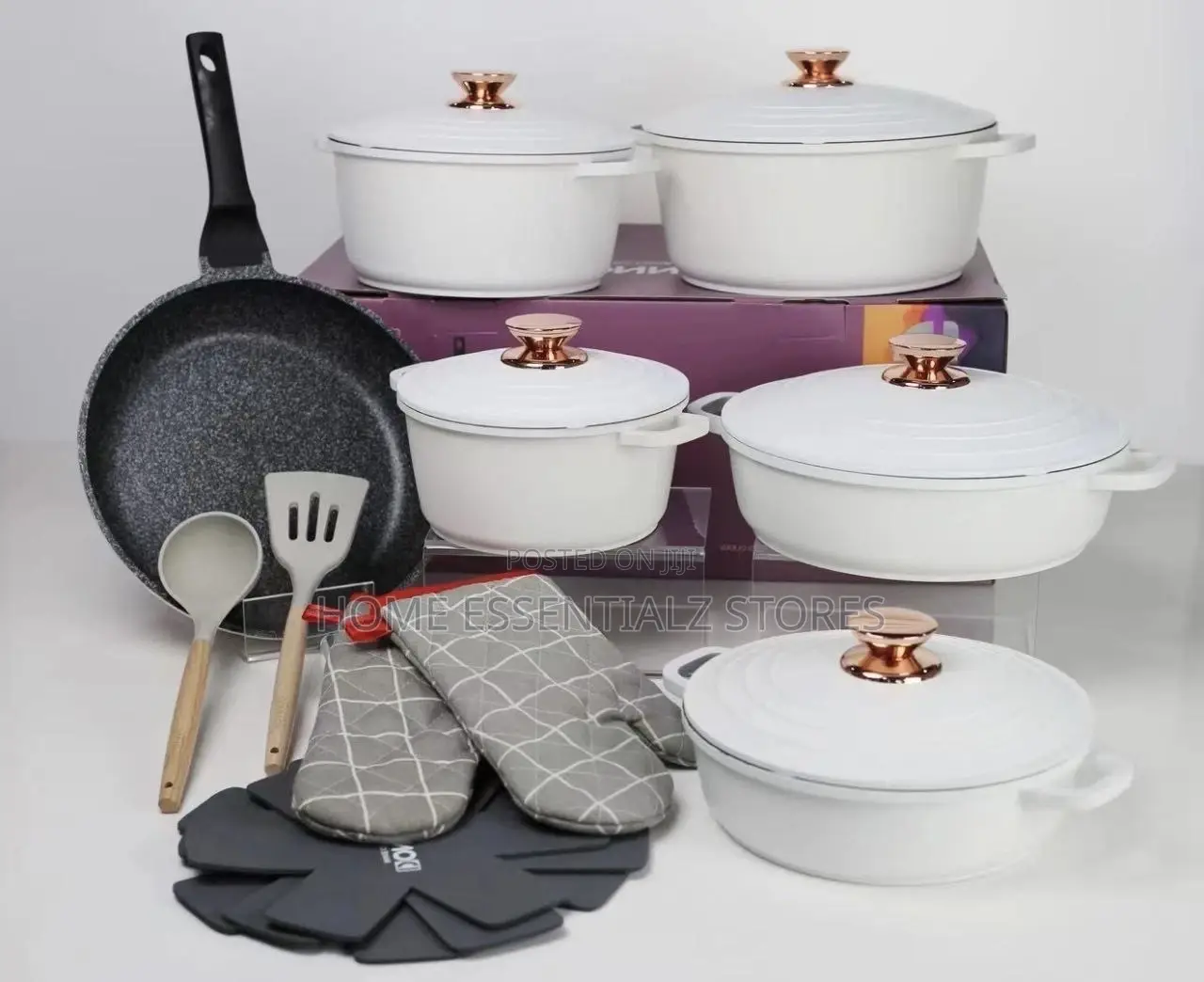 Suave Donor Set of Pots With Oven Mitts