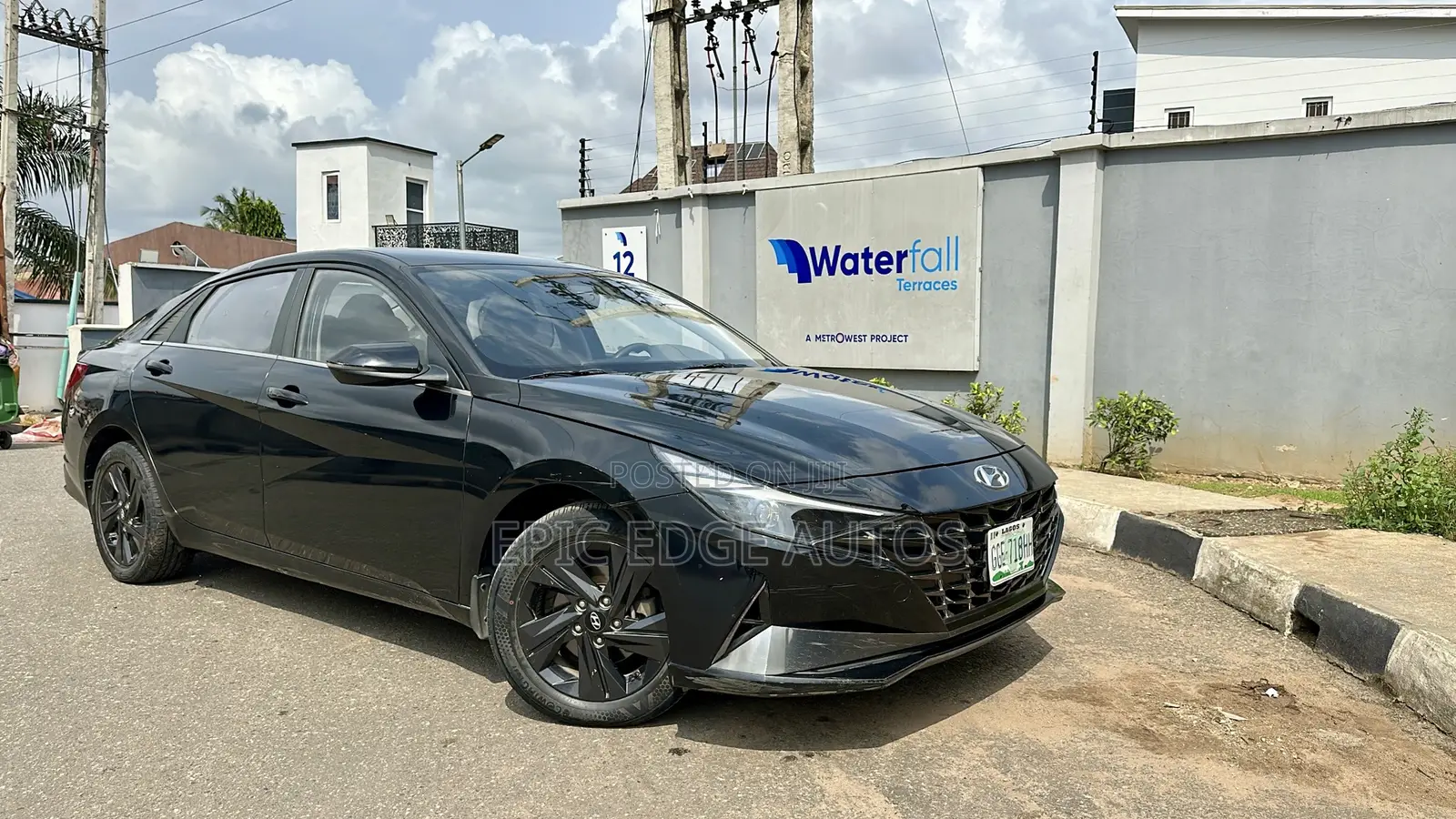 Hyundai Elantra HEV 2022 Black
