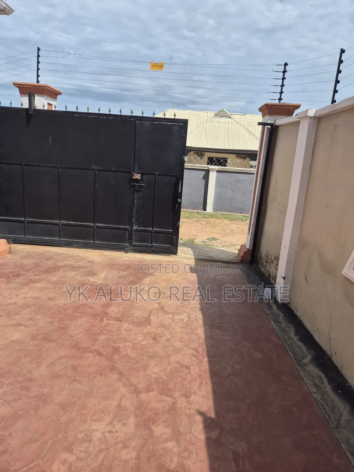 9bdrm Bungalow in Mubo Estate Agric, Ilorin South for sale