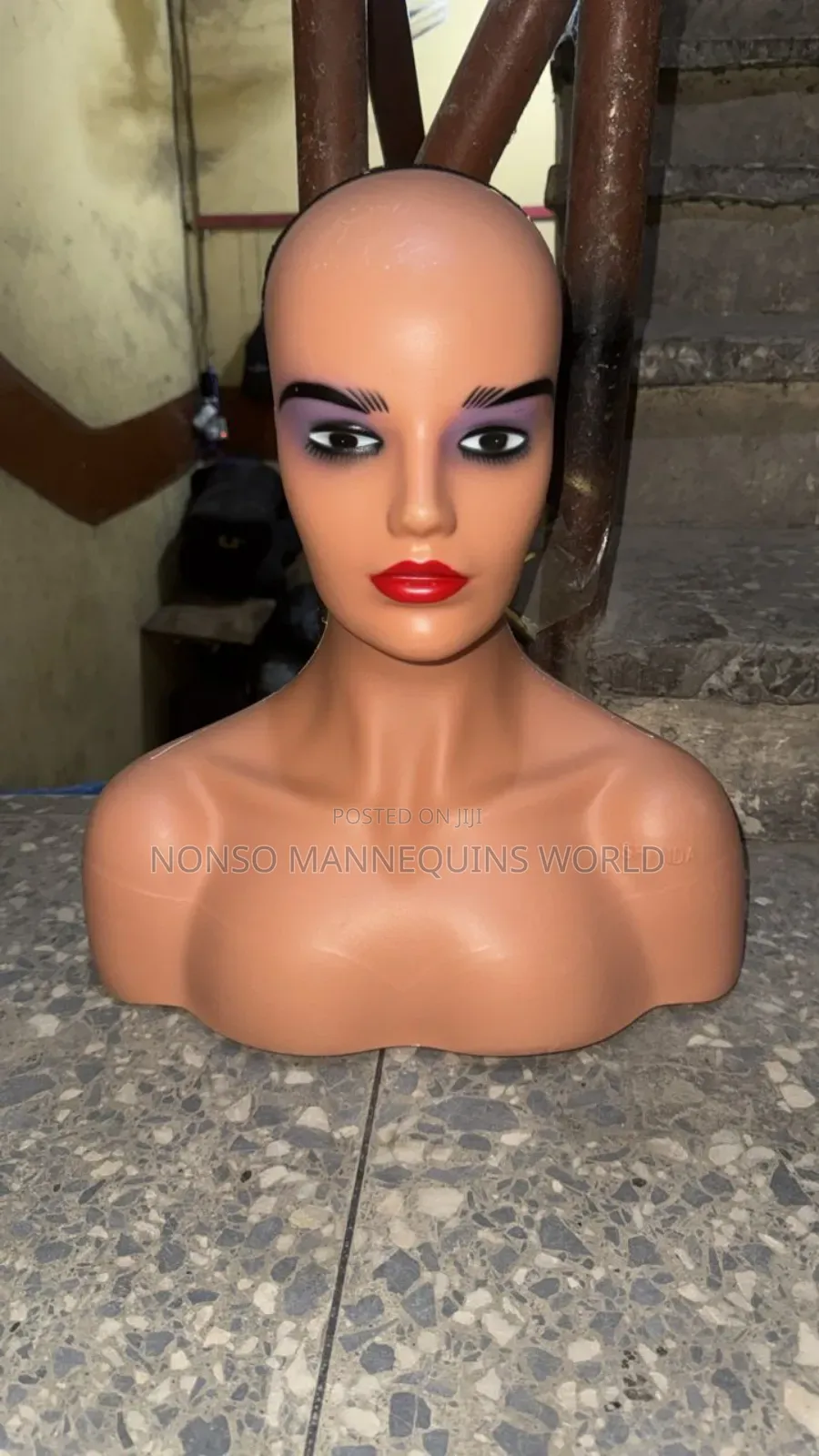 Plastic Female Mannequin Head With Shoulder