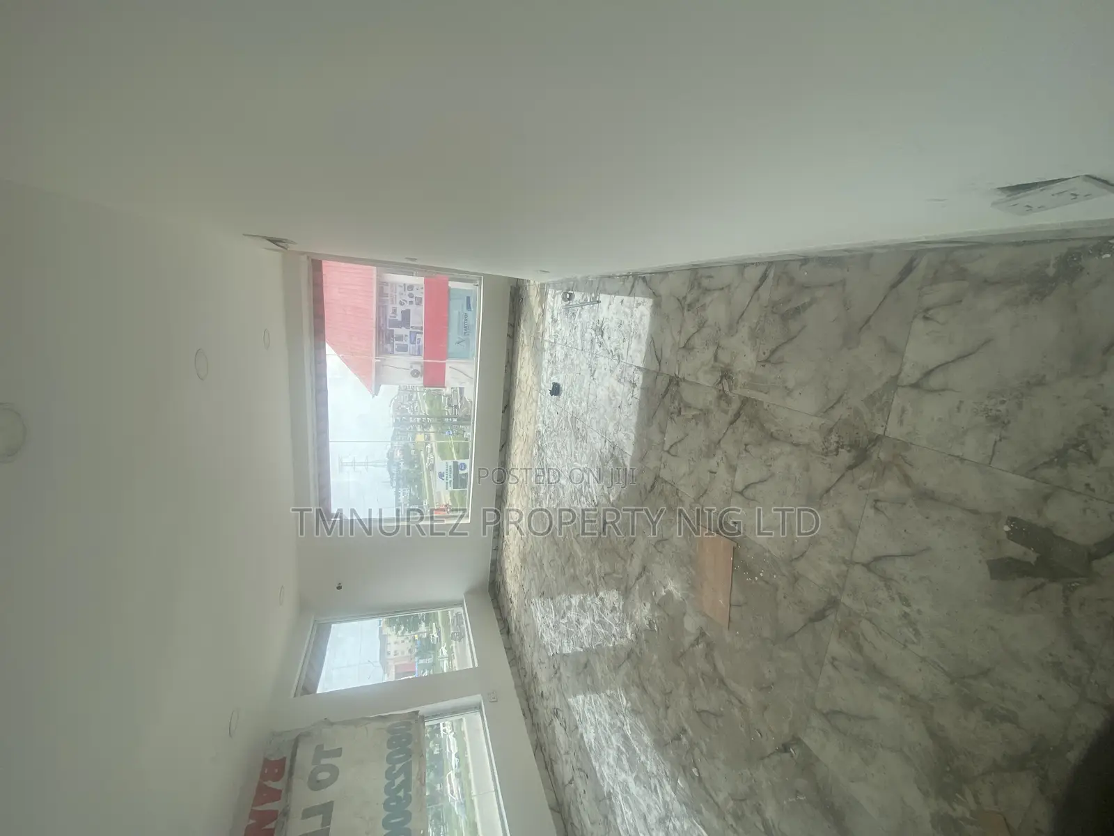Shop to Let