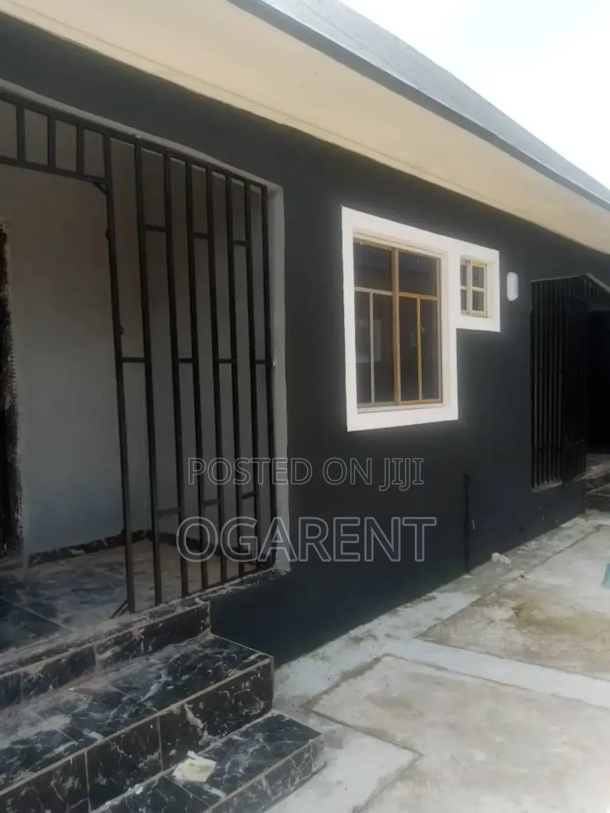 1bdrm Apartment in Benin City for rent