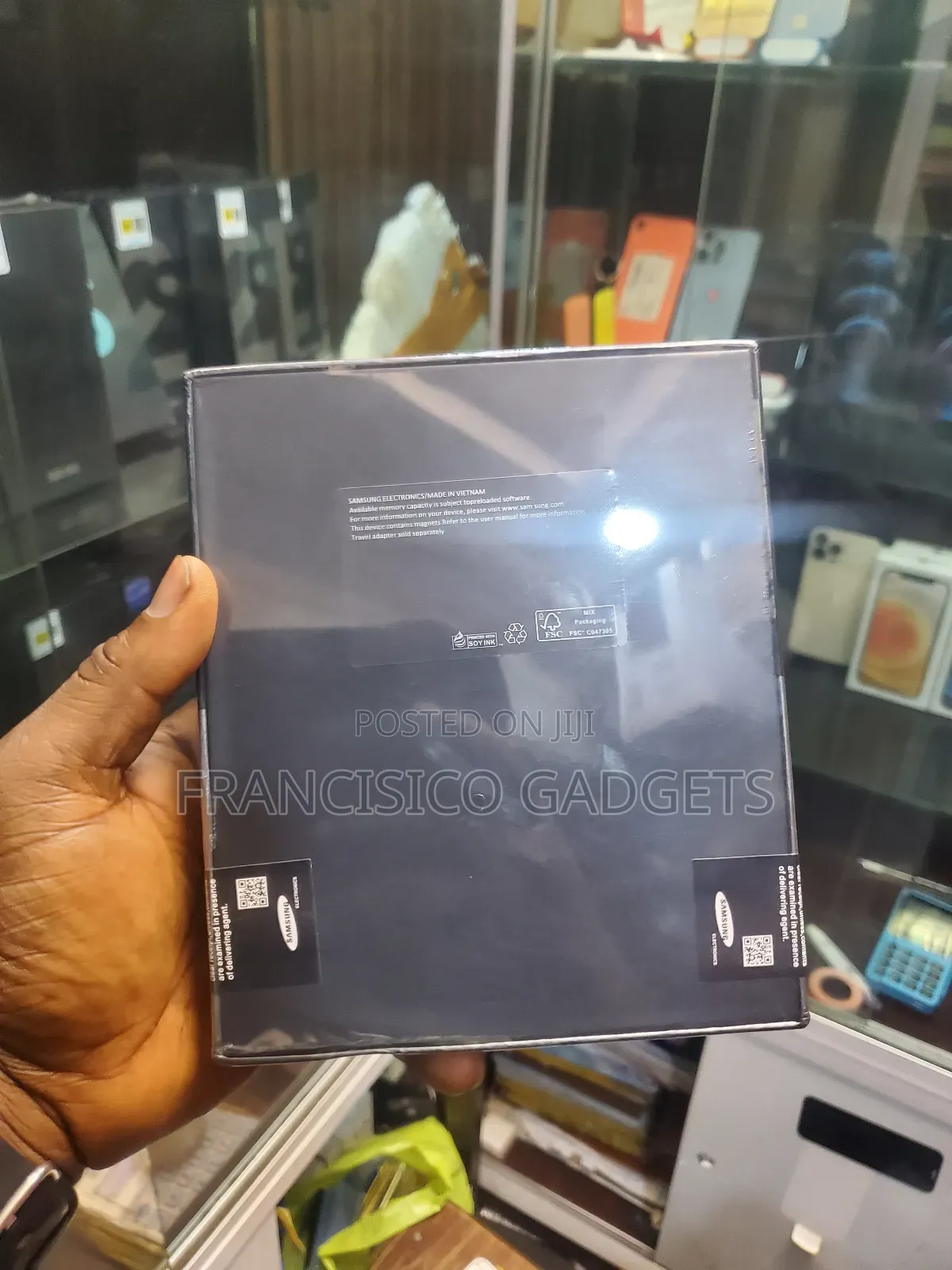 New Samsung Galaxy Z Fold4 512 GB Black