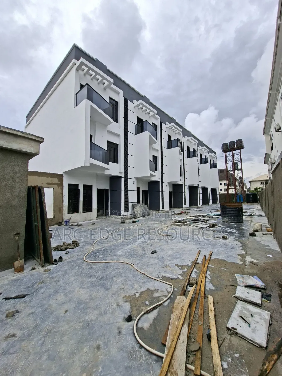 Furnished 4bdrm Duplex in Apple Junction for sale