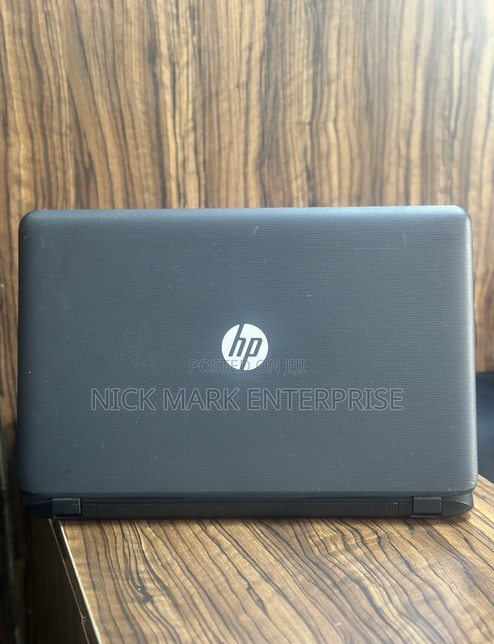 Laptop HP Pavilion 17 4GB AMD A6 HDD 500GB