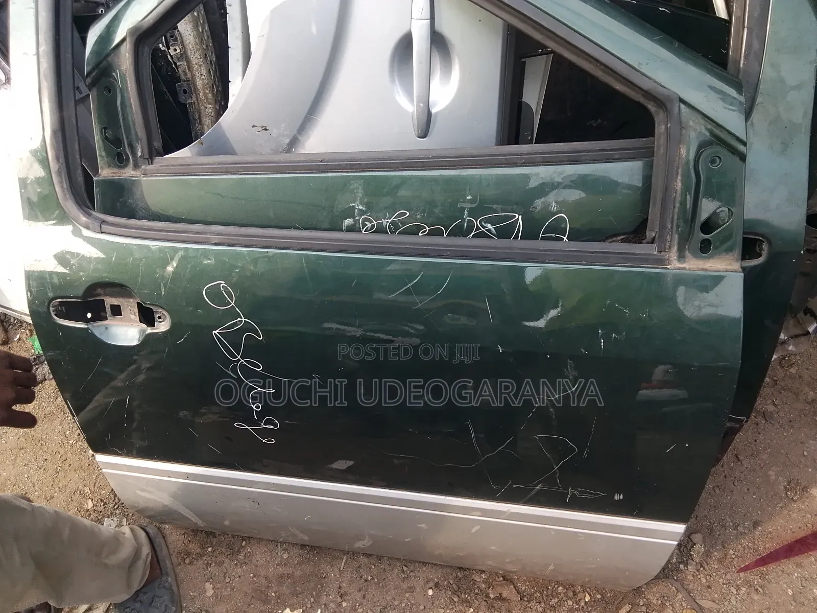 Front Door for Toyota Sienna 2000