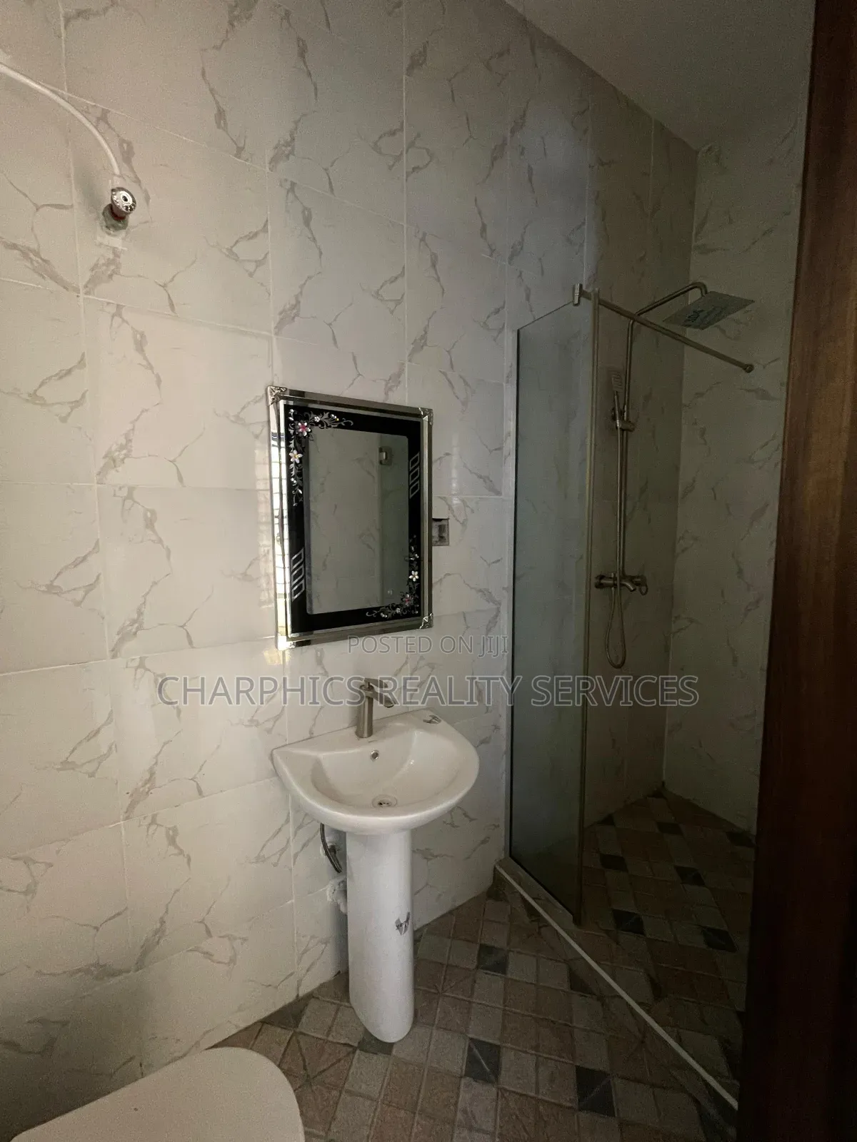 4bdrm Duplex in Lekki for rent