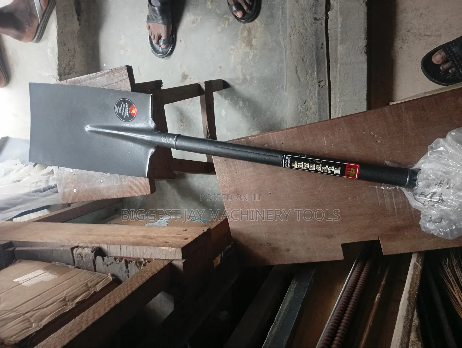 Shovel Spade