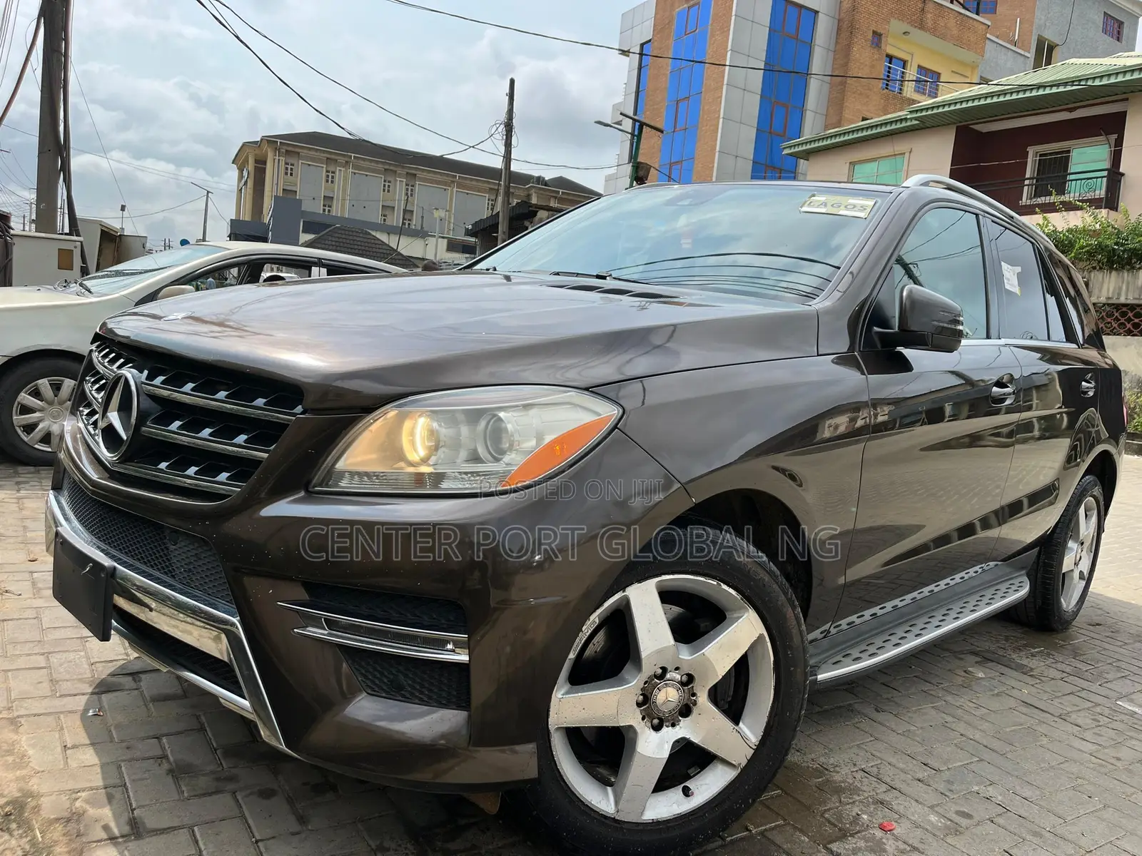 Mercedes-Benz M Class ML350 4MATIC 4dr SUV AWD (3.5L 6cyl 7A) 2014