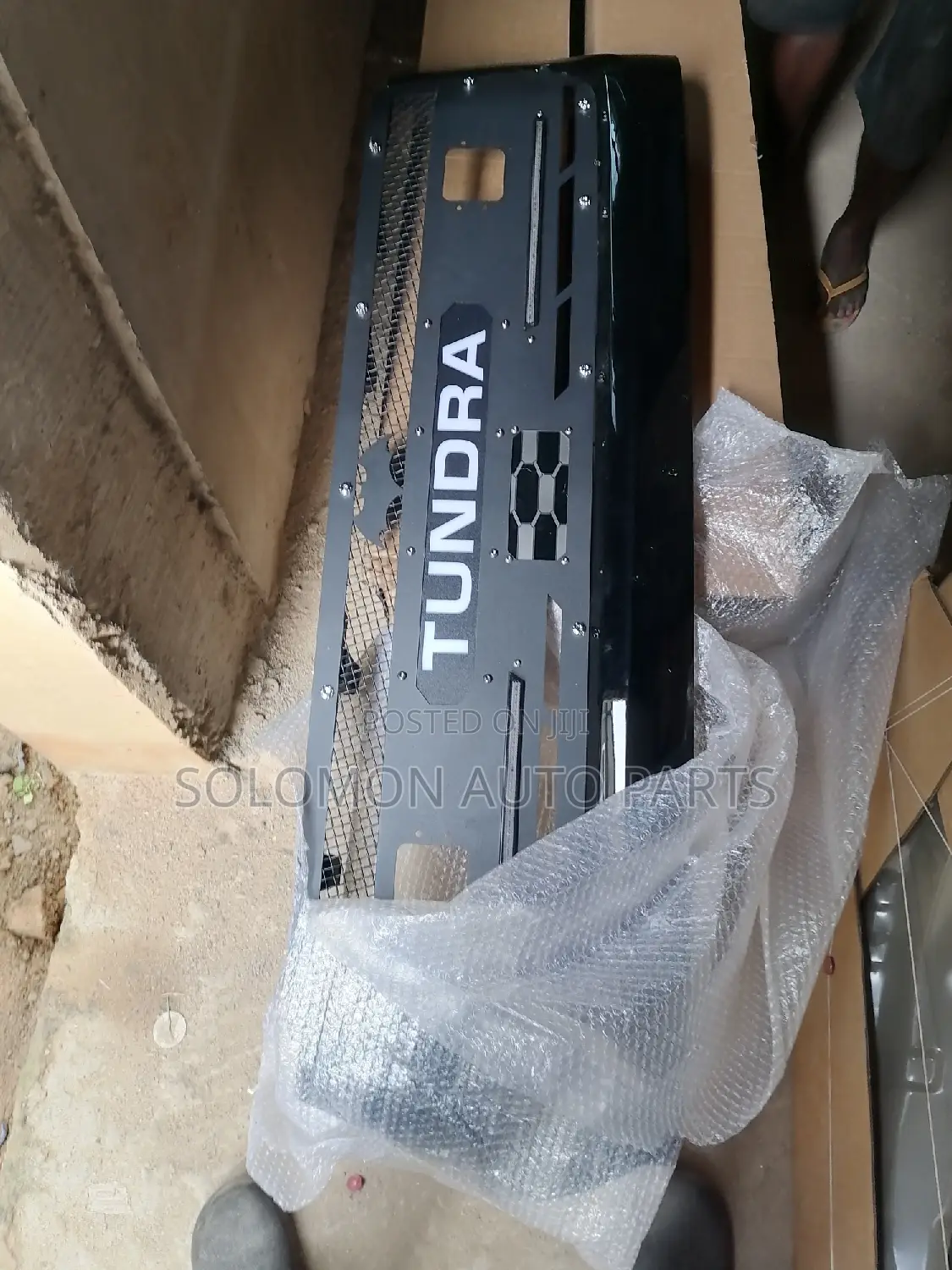 Front of Grill Tundra Customize Type