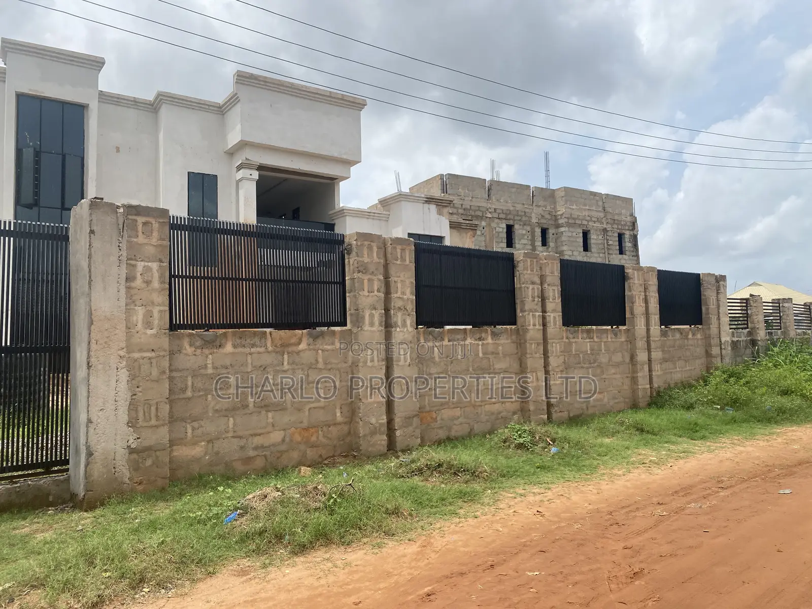 5bdrm Duplex in Benin City for sale