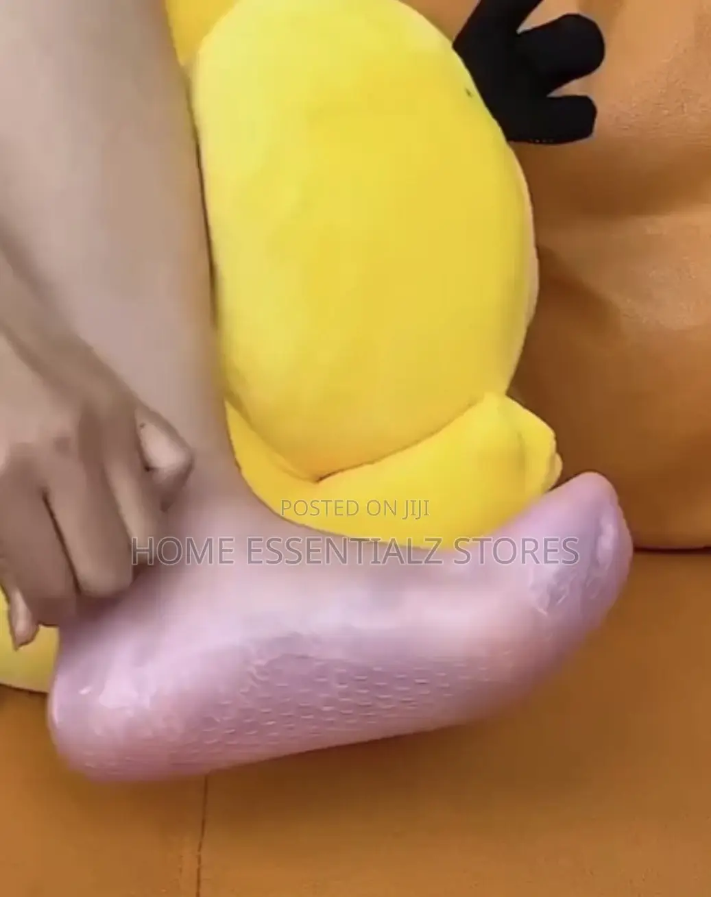 2 Pairs (4 Pieces) Of Healing Silicon Socks