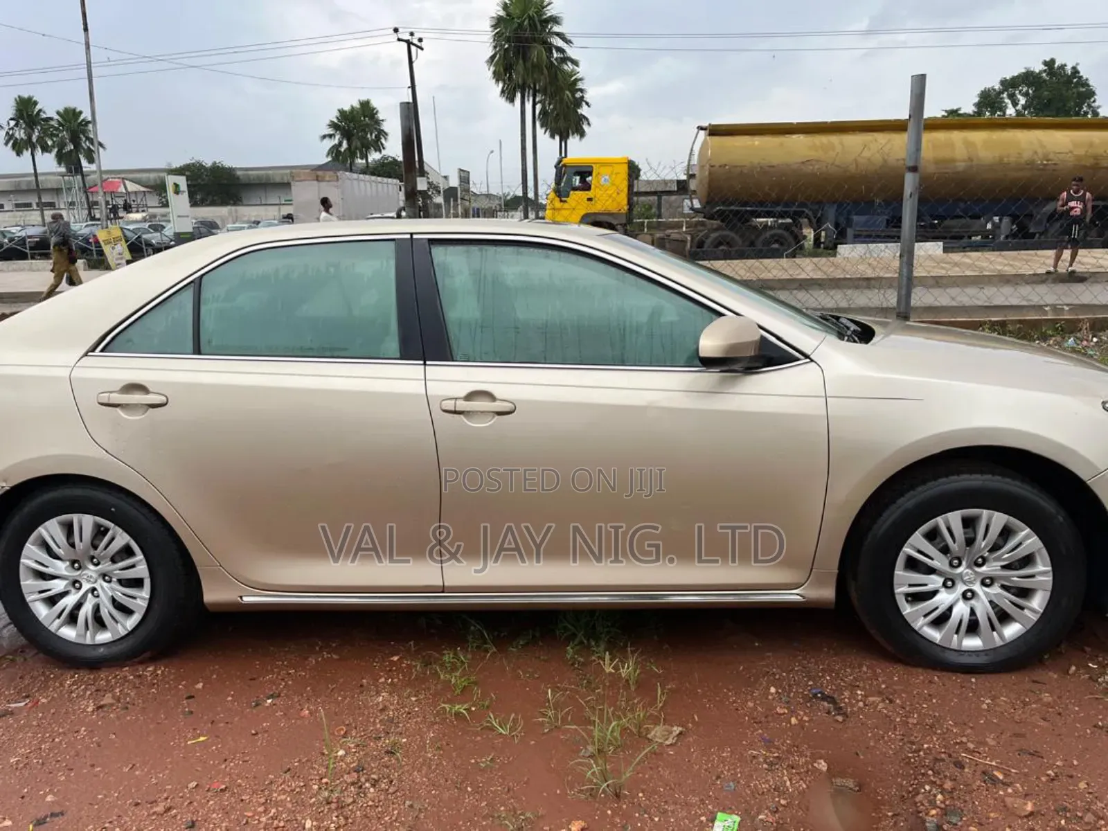 Toyota Camry 2013 Brown