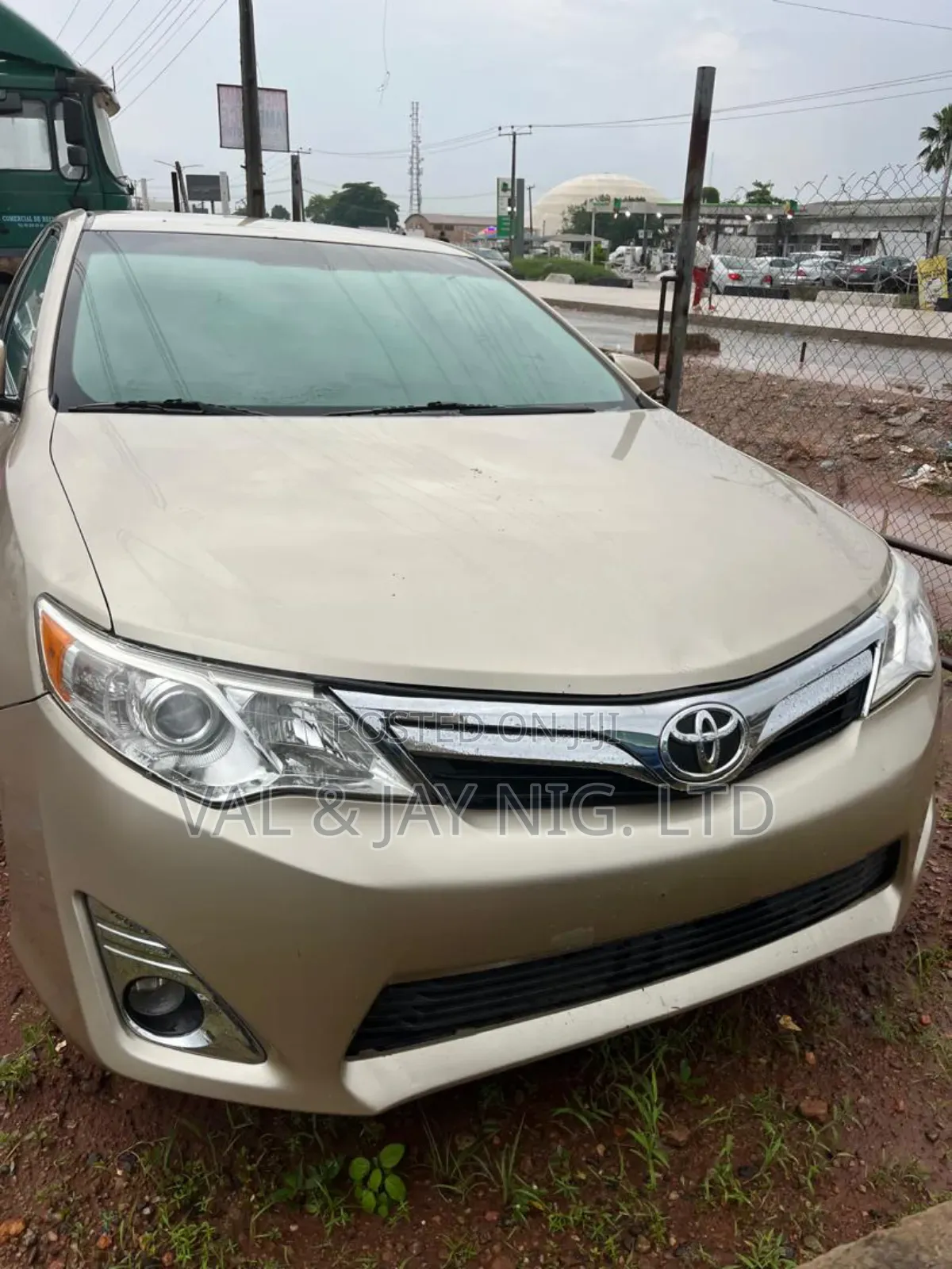 Toyota Camry 2013 Brown