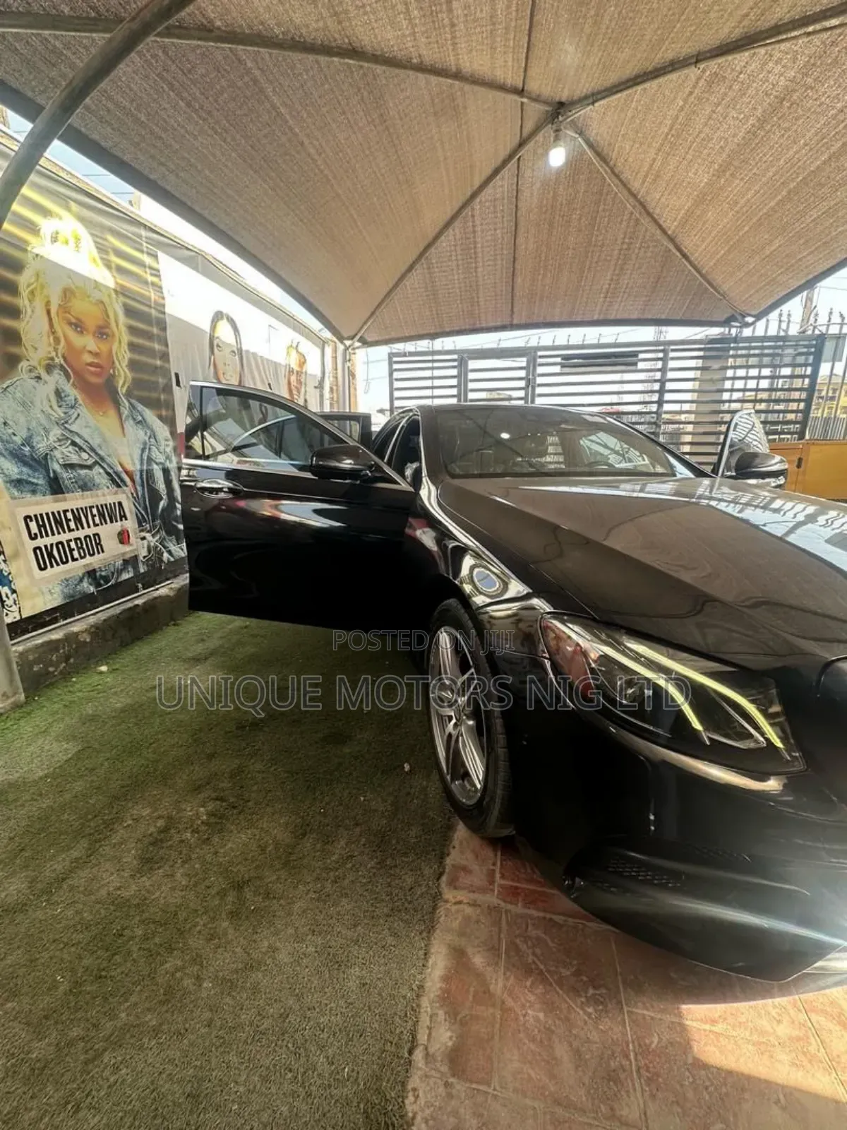 Mercedes-Benz E300 4Matic AWD Sedan (2.0L 4cyl 9A) 2017 Black