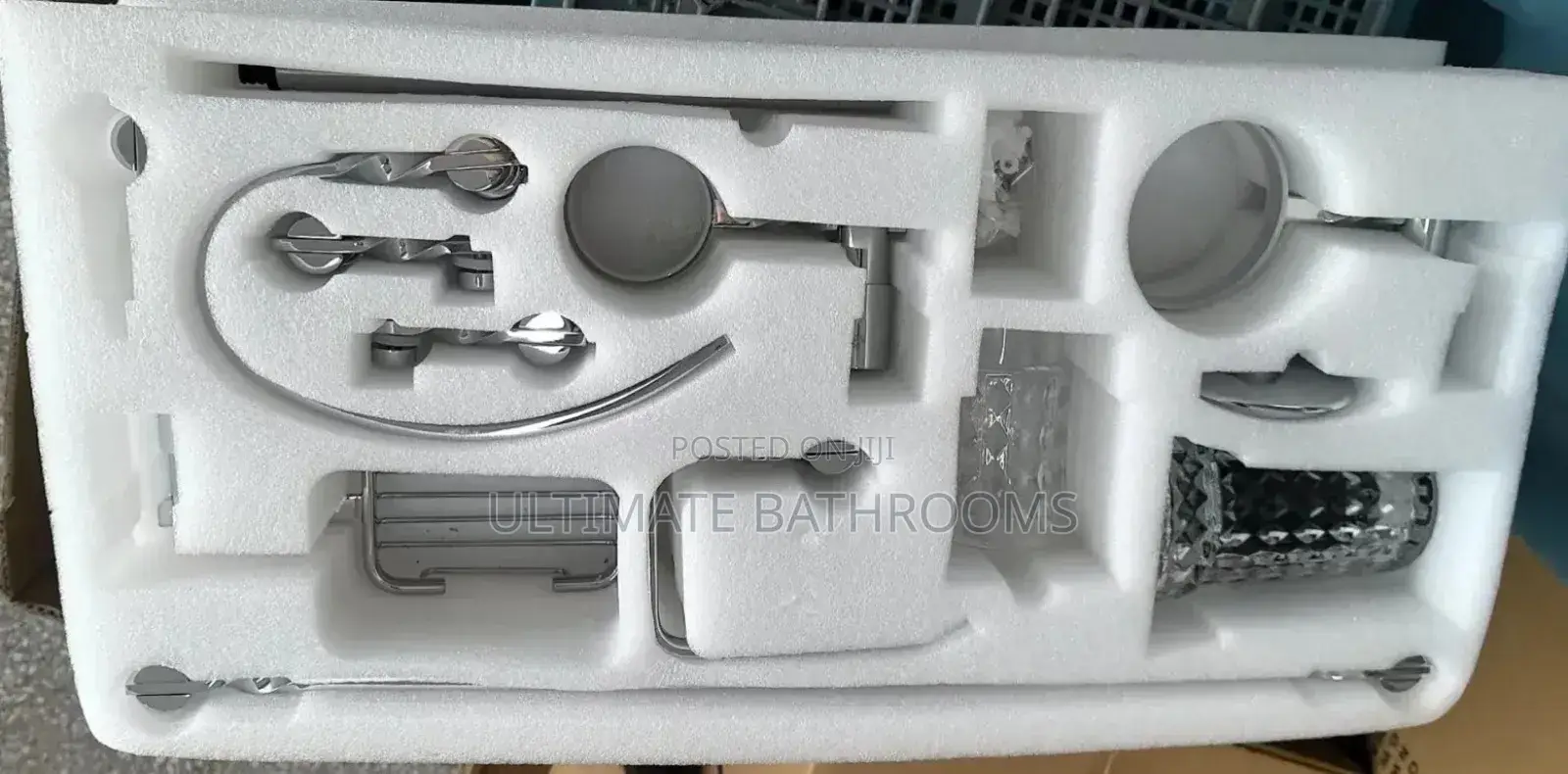 Ultimate England Made of Brass Accessories