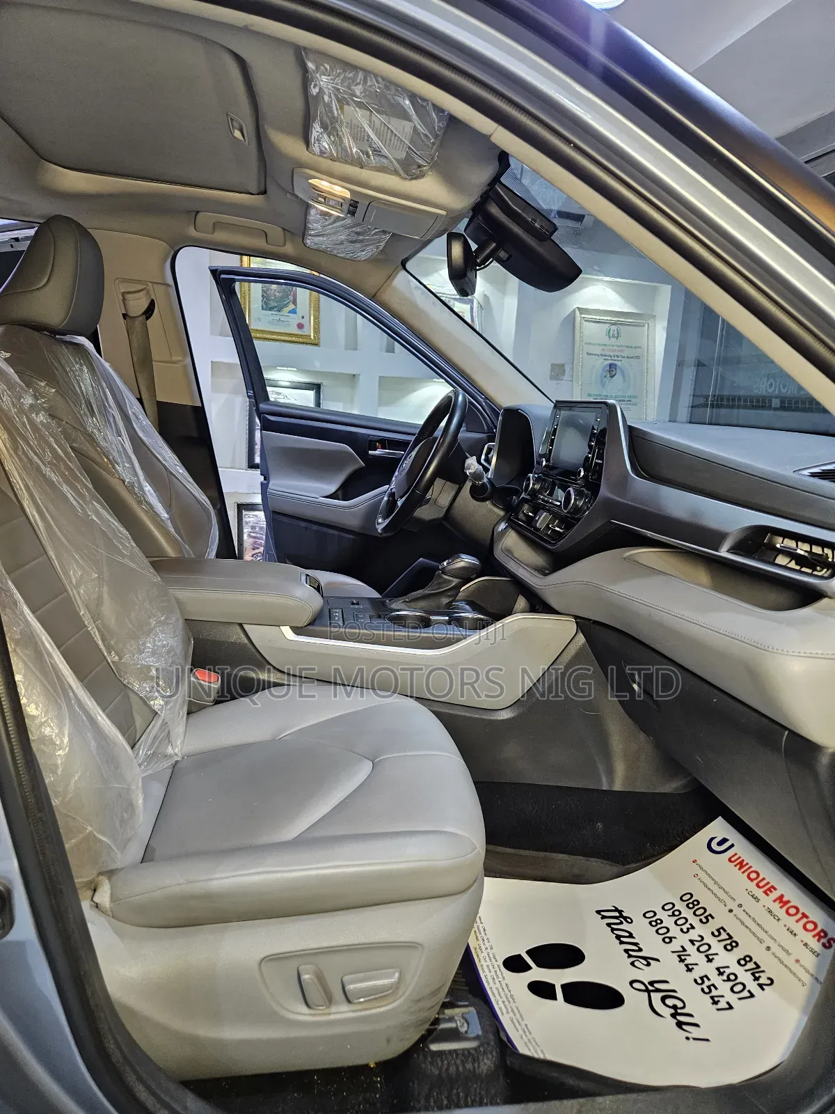 Toyota Highlander XLE 2022 Blue