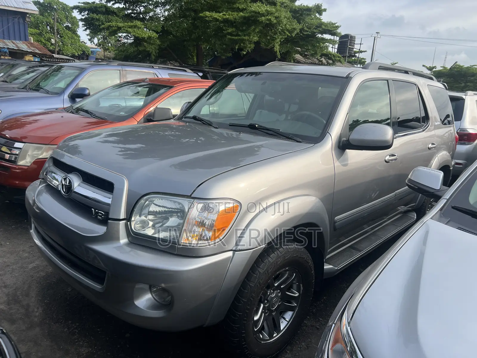 Toyota Sequoia Limited 4dr SUV 4WD (4.7L 8cyl 5A) 2006 Silver