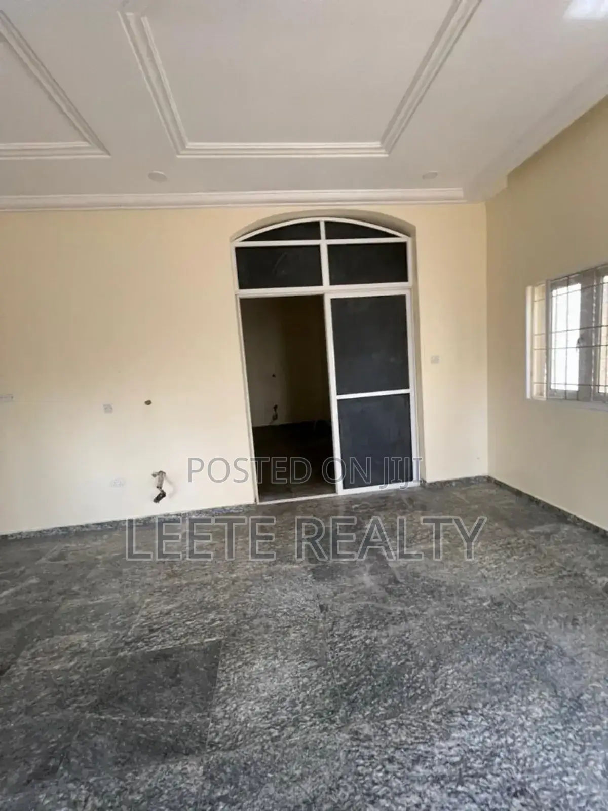 5bdrm Duplex in Lokogoma for sale