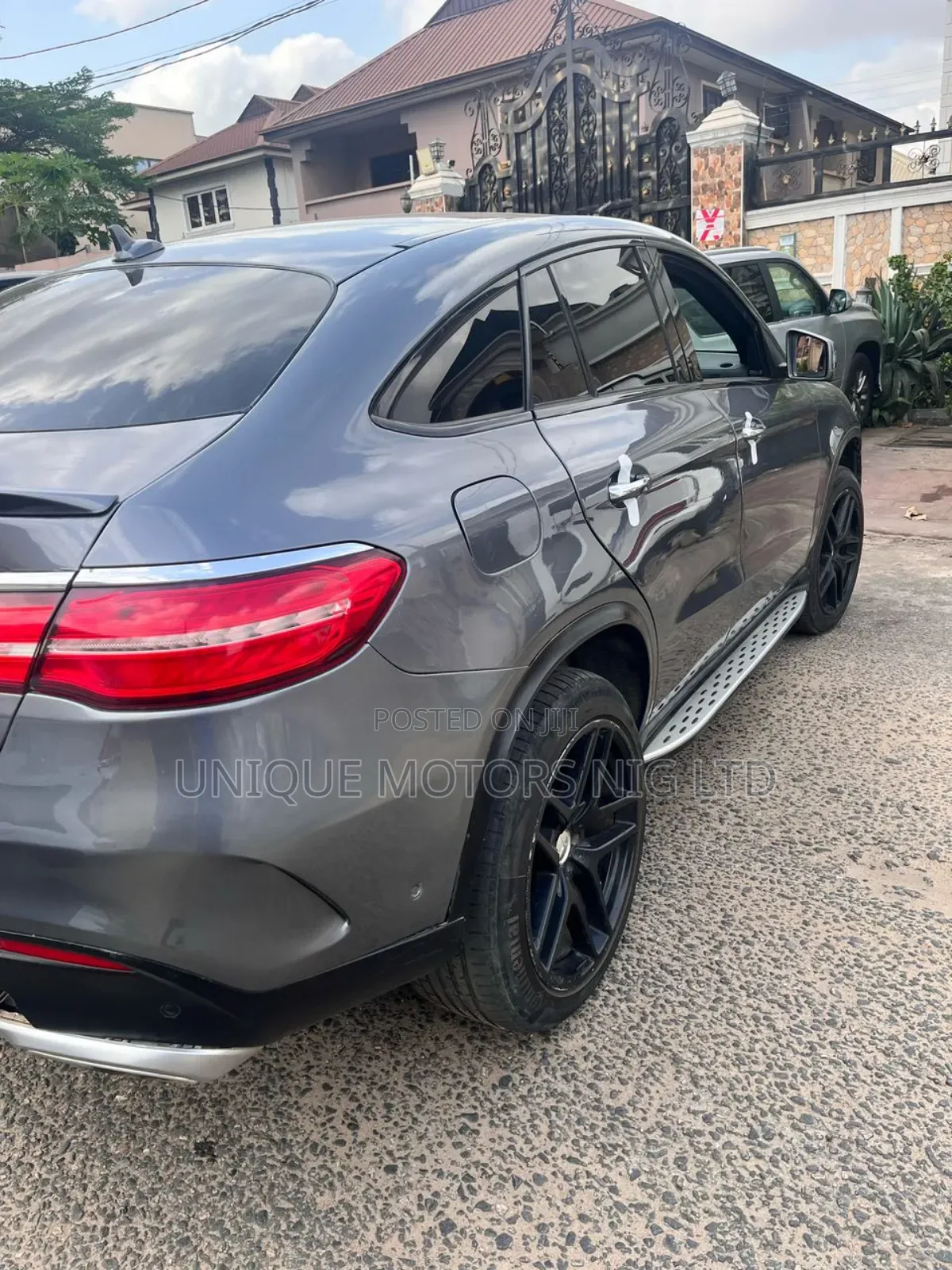 Mercedes-Benz GLE-Class AMG GLE 43 4MATIC 2017 Gray