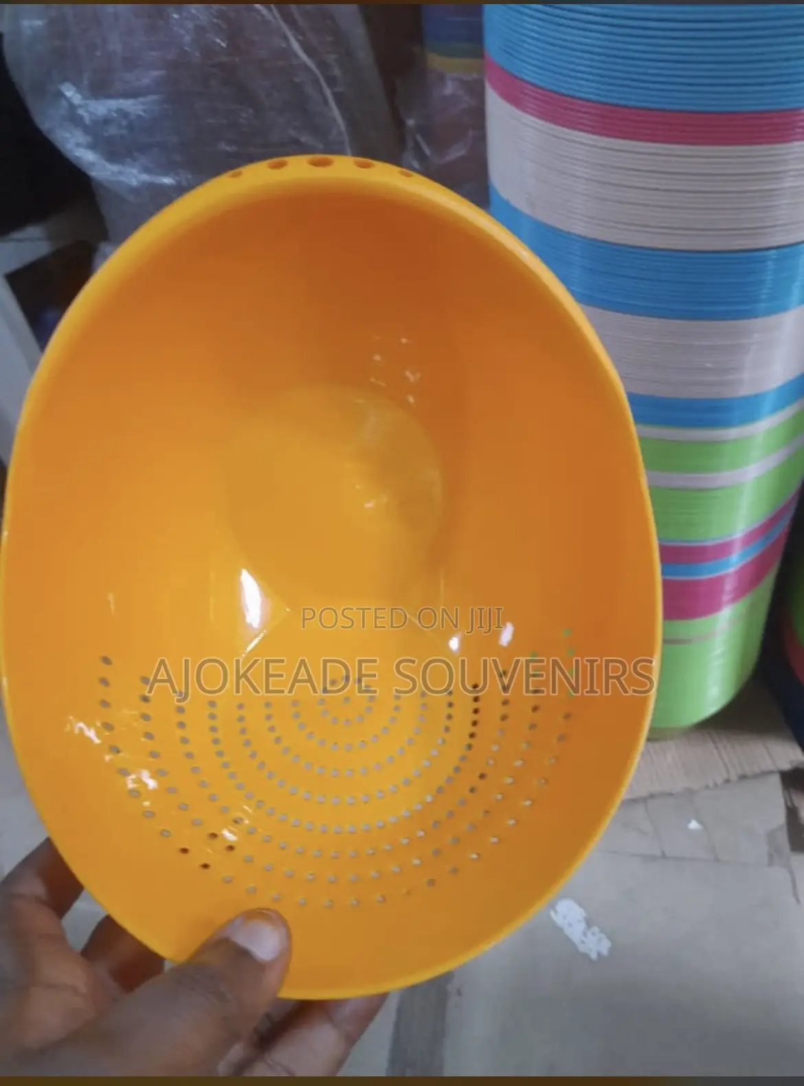 Plastic Sieve and Bowl Available for Souvenirs