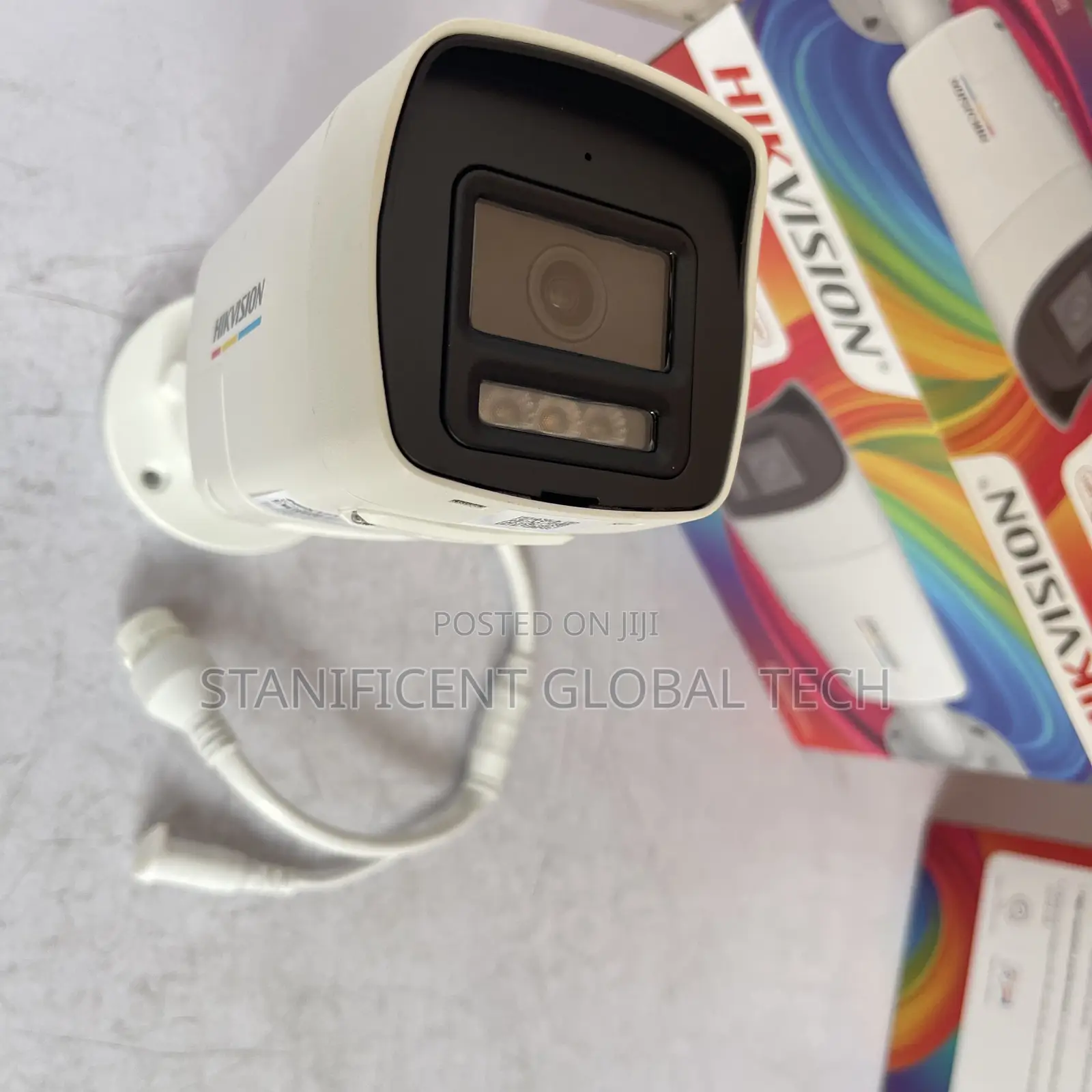 Hikvision 4mp Smart Hybrid Light Audio Lifeguard Ip Camera