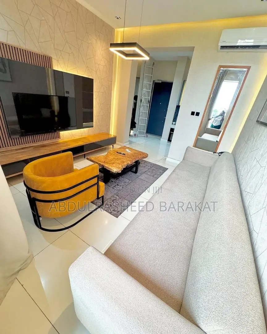 Luxury One Bedroom Apartment With Pool Gym