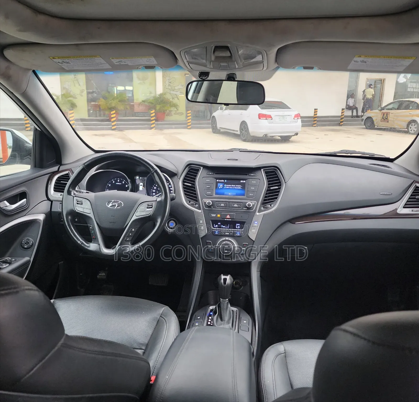 Hyundai Santa Fe SE AWD 2017 White