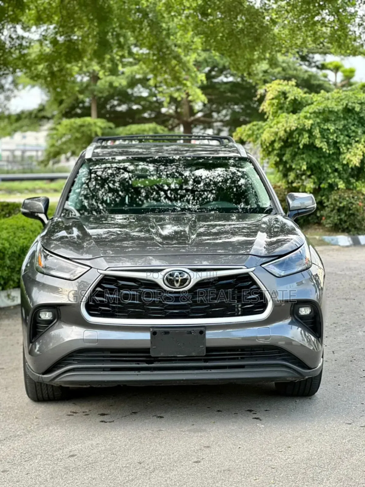 Toyota Highlander XLE AWD 2023 Gray