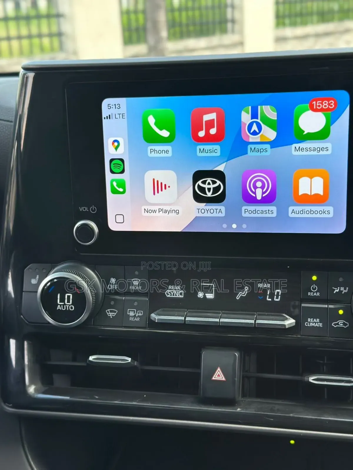 Toyota Highlander XLE AWD 2023 Gray