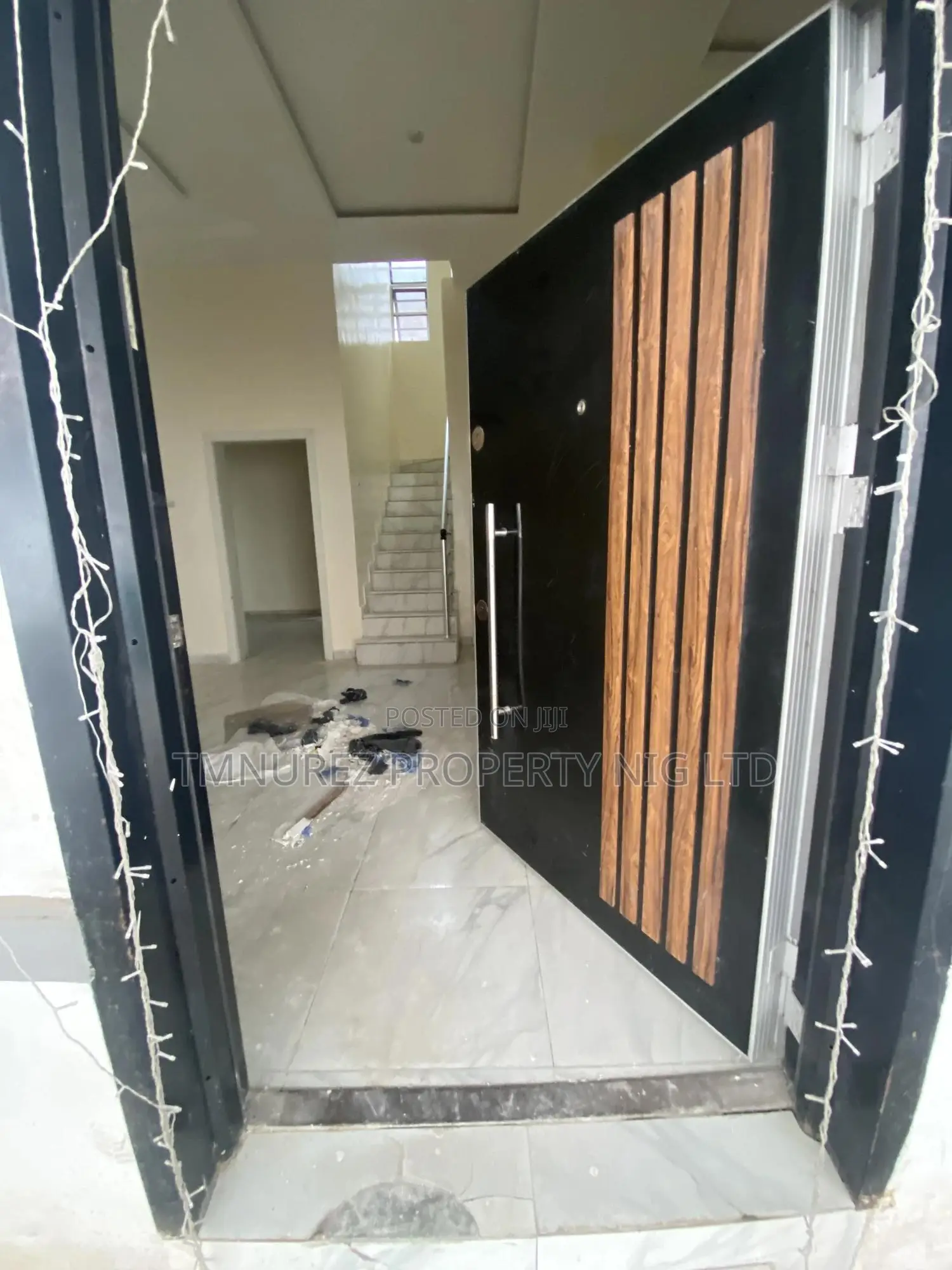 4bdrm Duplex in Orchid, Chevron for rent