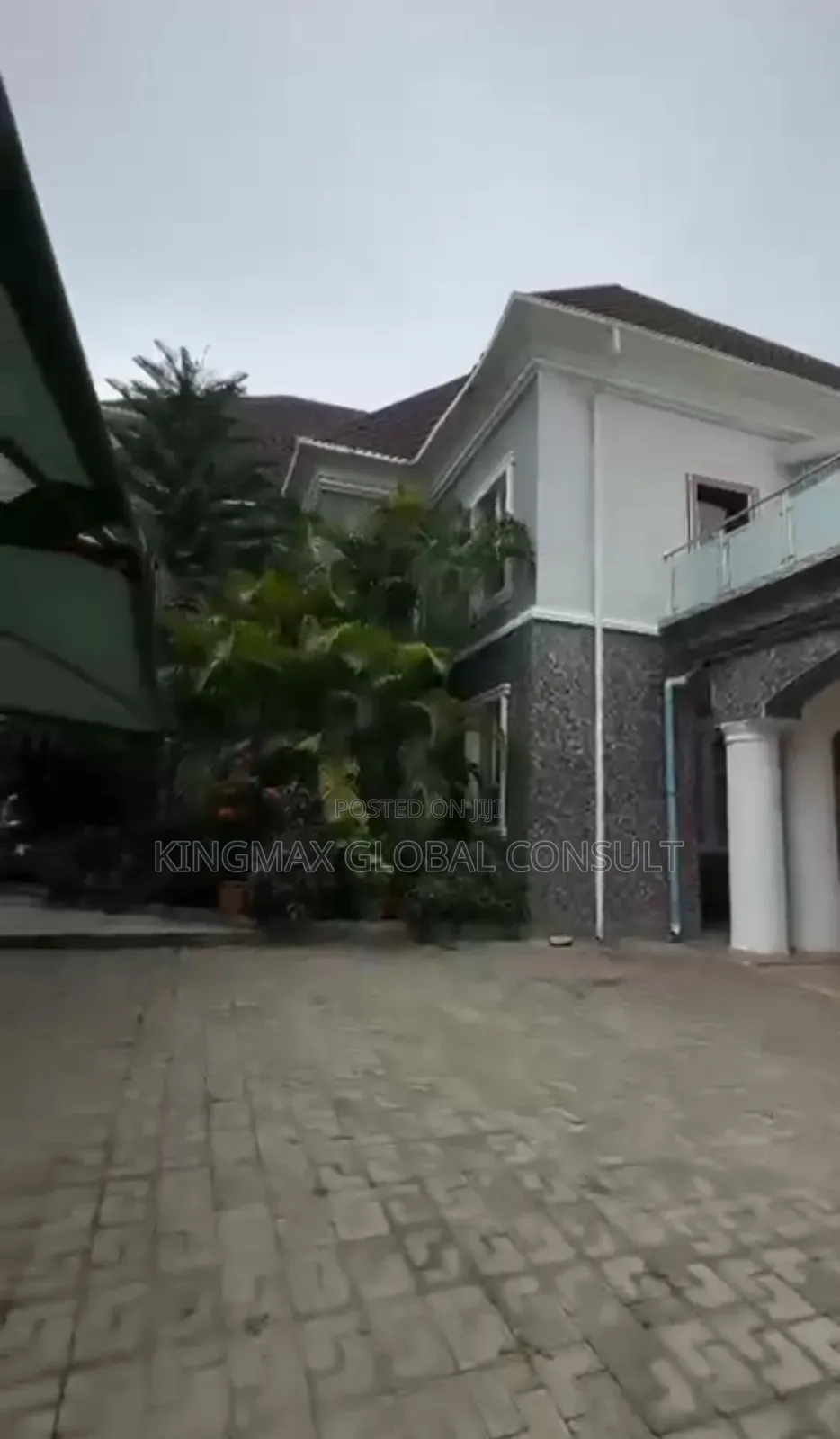 Furnished 7bdrm Duplex in Minister Quarters for sale